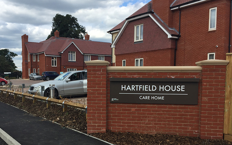 Hartfield-House,-Leatherhead